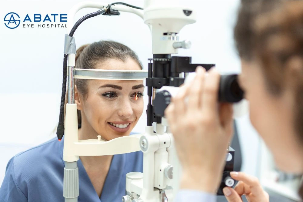 Eye Floaters? Here’s When You Should See an Eye Specialist